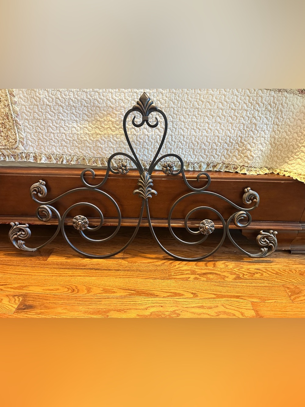 Decorative Scroll Metal Wall Accent in Dark Bronze